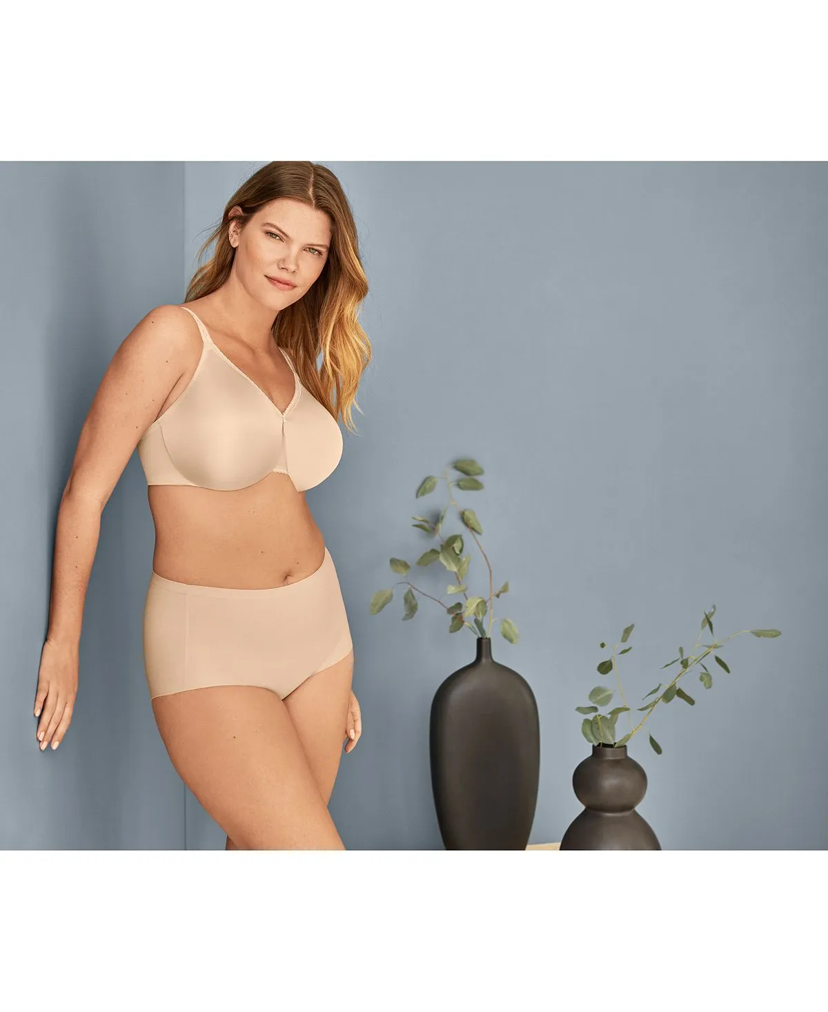 Minimizing bra for a full figure Simple Shaping 857109 Wacoal