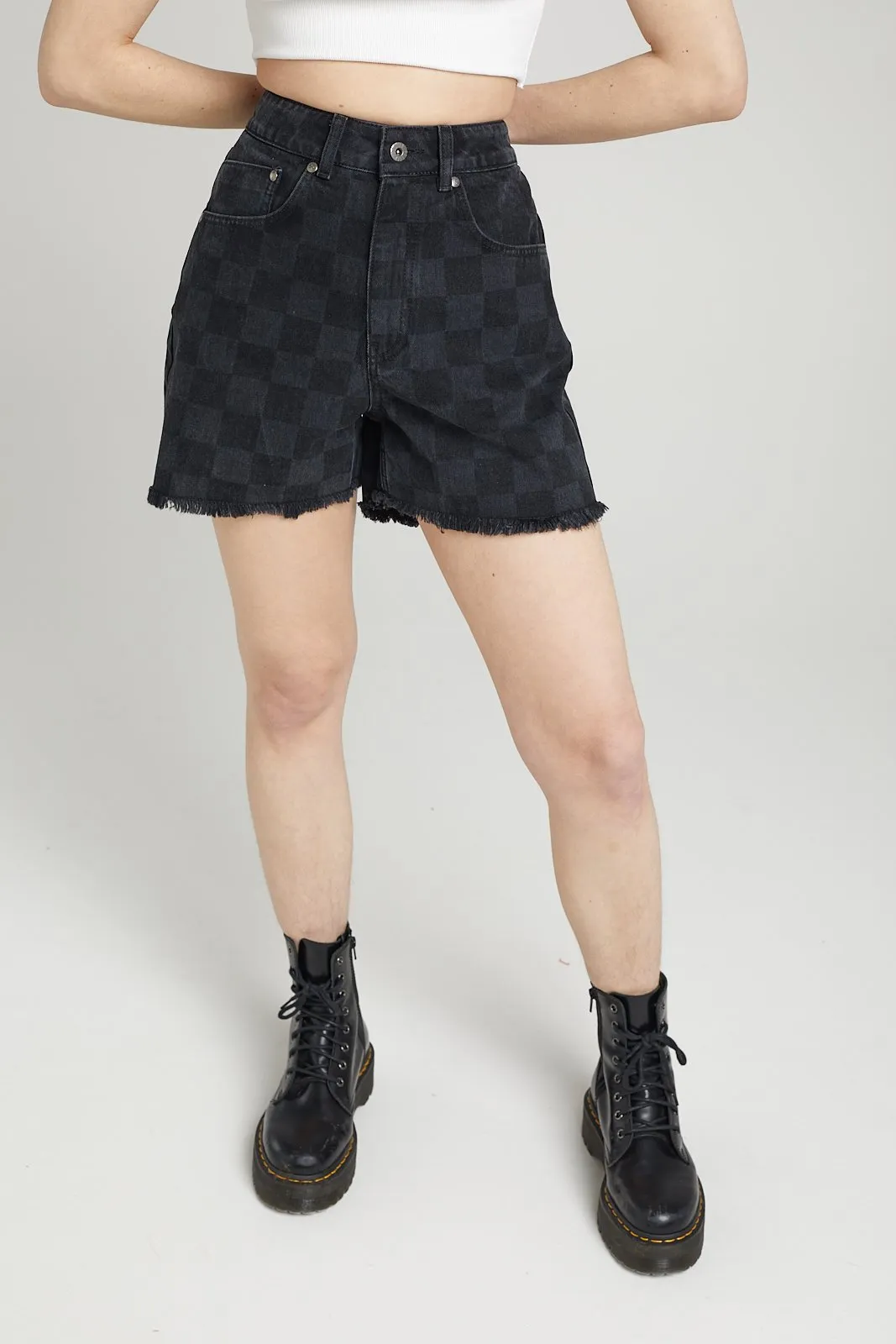 RAVE DENIM SHORTS - CHARCOAL